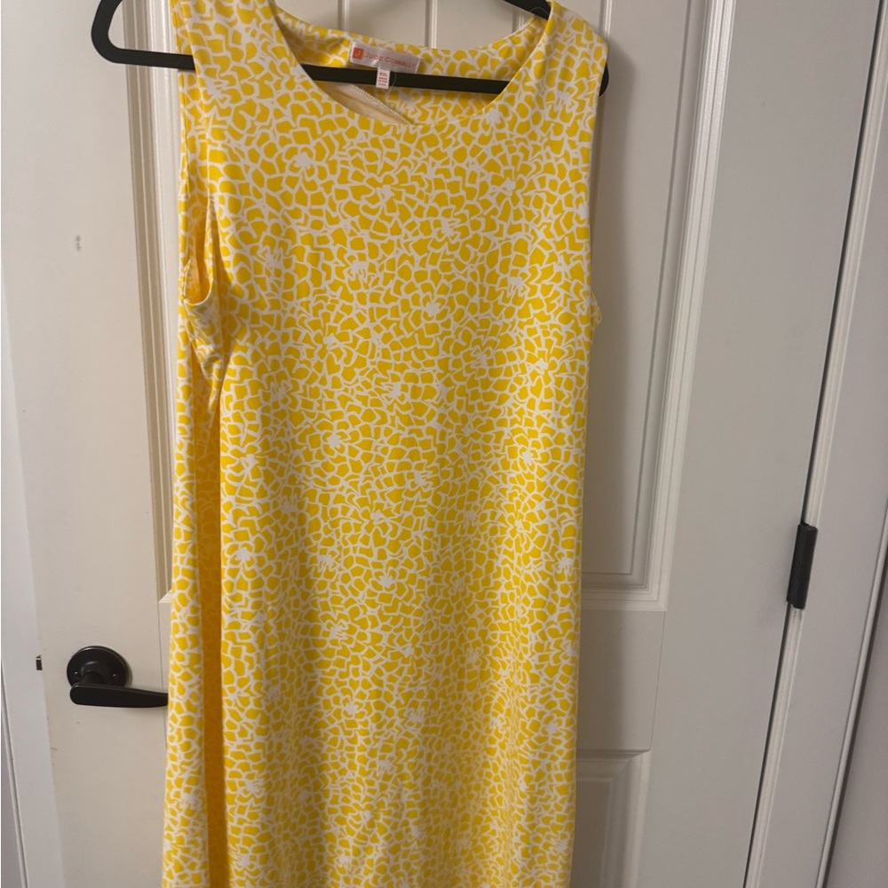 Jude Connally Yellow and White Sleeveless Midi Dress